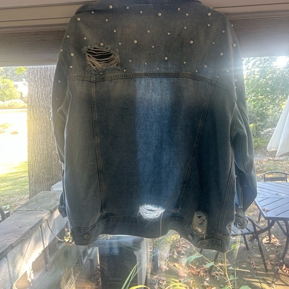 Free People pearl embossed distressed jean jacket - Picture 3 of 3